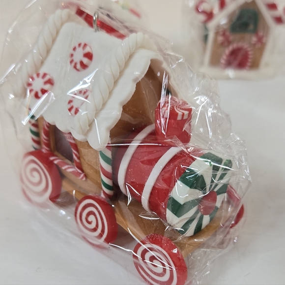 Gingerbread House and Train Hanging Ornaments set of 5 - Picture 2 of 10